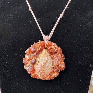 Elegant Pink Lace Agate with Hessonite Garnets Pendant Necklace